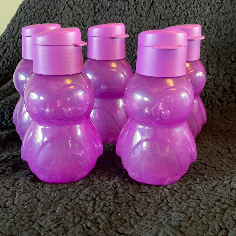 5 Tupperware Penguin Bottles